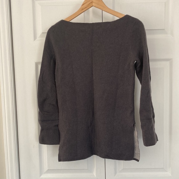 Club Monaco sweater - Picture 3 of 5